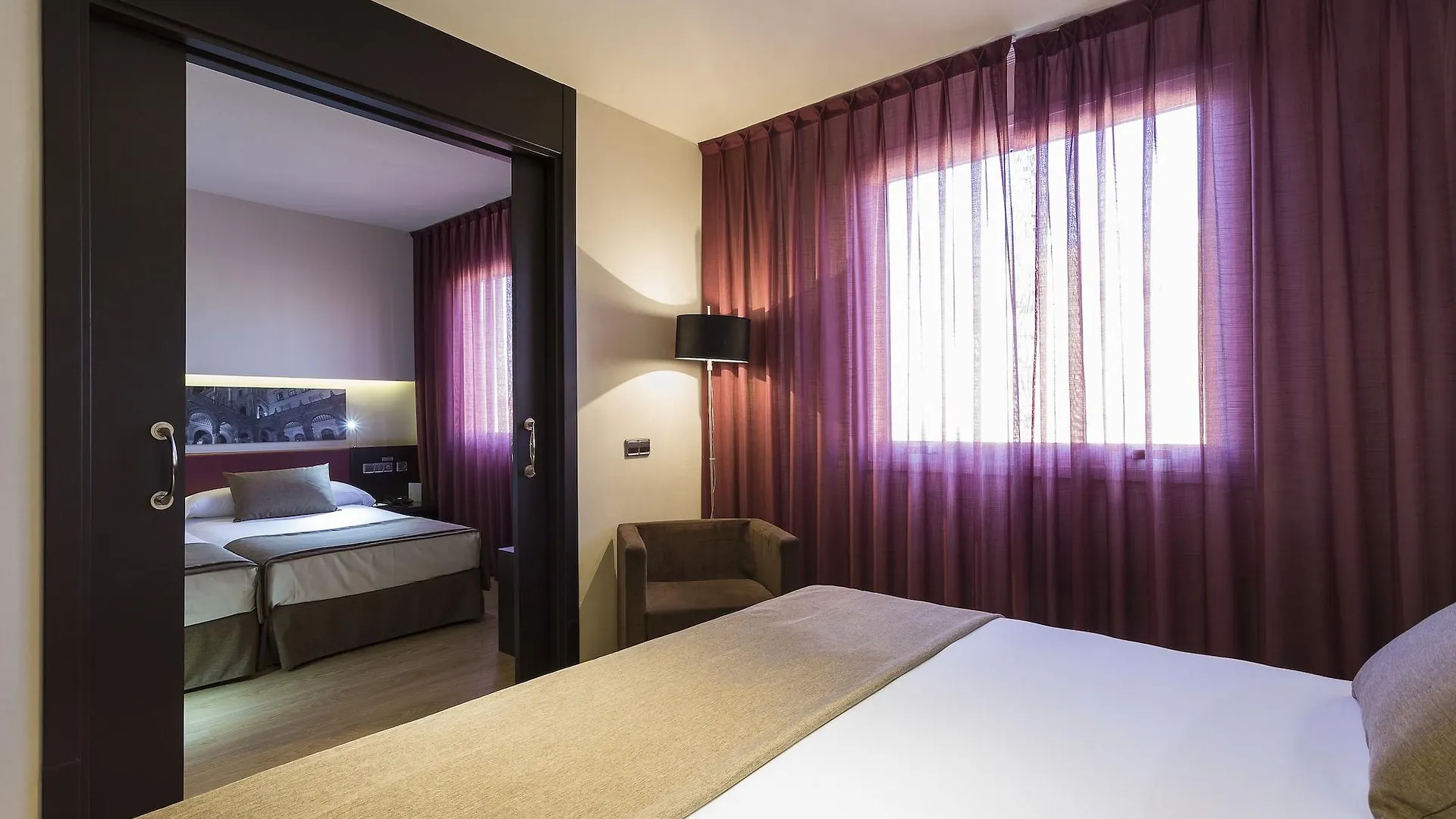 Only You Hotel Sevilla 5*, Sewilla